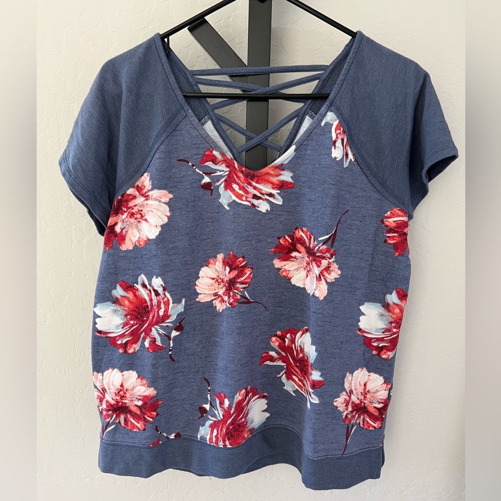 Short sleeved floral shirt